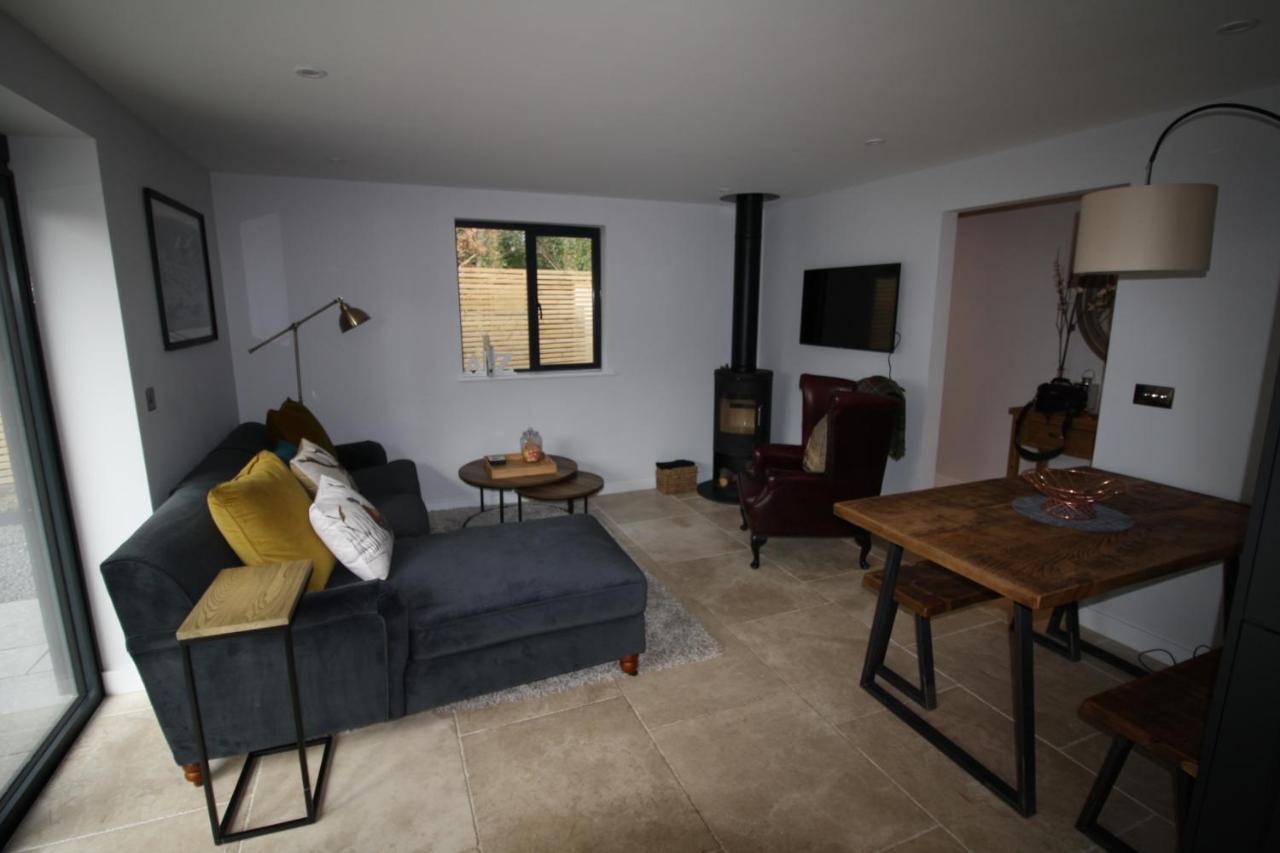 Ryefield Cottage - Luxurious Self-Catered Holiday Cottage With A Log Burner Chichester Dış mekan fotoğraf